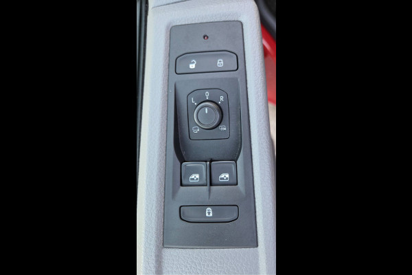 Volkswagen Transporter Automaat 2.0 TDI L2 Highline Navi Airco Achteruitrijcamera