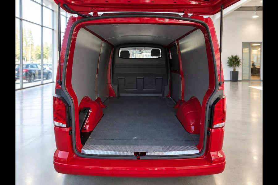 Volkswagen Transporter Automaat 2.0 TDI L2 Highline Navi Airco Achteruitrijcamera