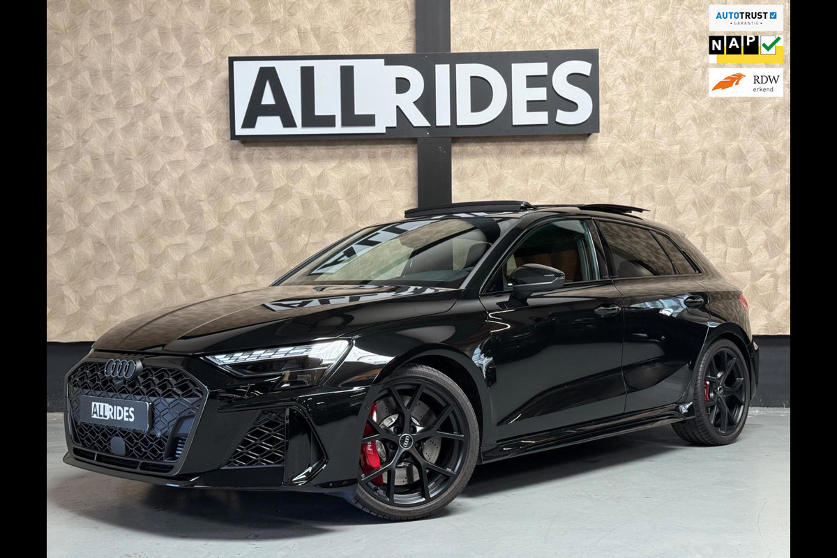 Audi RS 3 SPORTBACK 2.5 TFSI RS 3 quattro | Pano | carbon | Kuipstoelen | ACC | Keyless | Sfeerverlichting