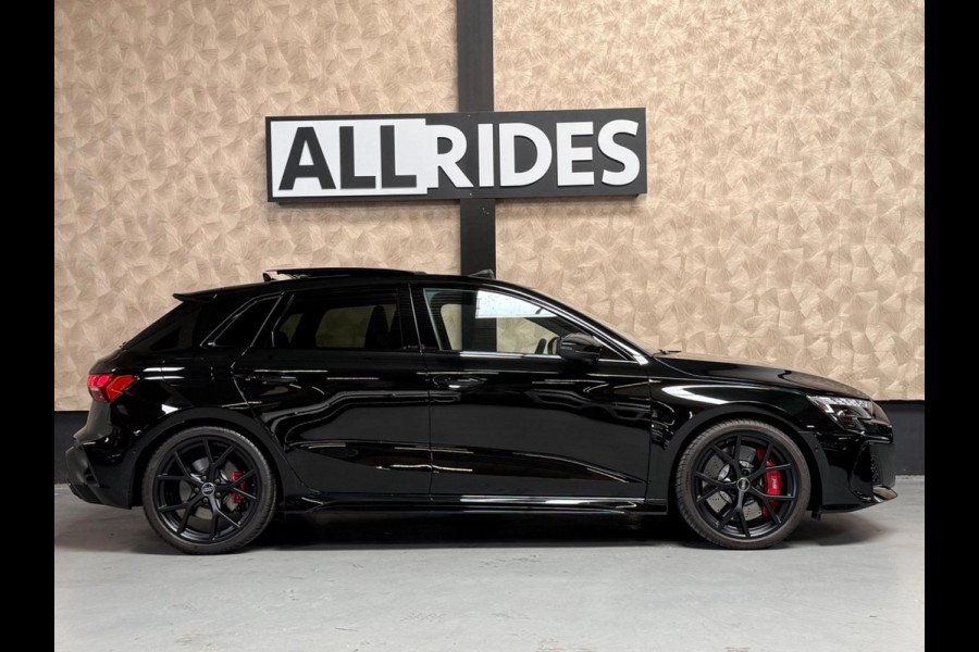 Audi RS 3 SPORTBACK 2.5 TFSI RS 3 quattro | Pano | carbon | Kuipstoelen | ACC | Keyless | Sfeerverlichting