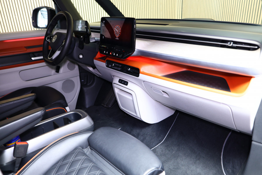 Volkswagen ID. Buzz 1st Max 77kWh BTW | Elek. Deuren | Leder | 360° | Trekhaak