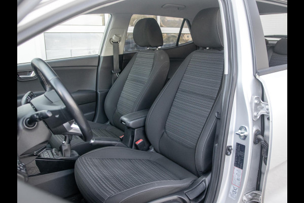 Kia Stonic 1.0 T-GDi MHEV DynamicPlusLine | Keyless entry en start | LM velgen | privacy glass