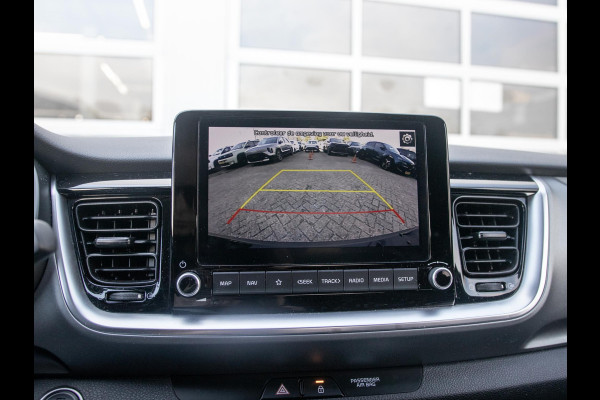 Kia Stonic 1.0 T-GDi MHEV DynamicPlusLine | Keyless entry en start | LM velgen | privacy glass