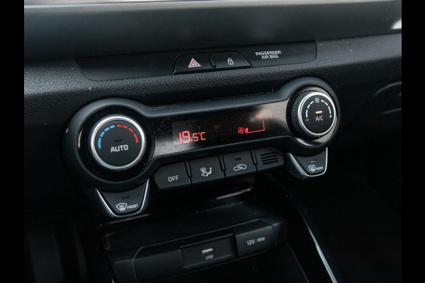 Kia Stonic 1.0 T-GDi MHEV DynamicPlusLine | Keyless entry en start | LM velgen | privacy glass
