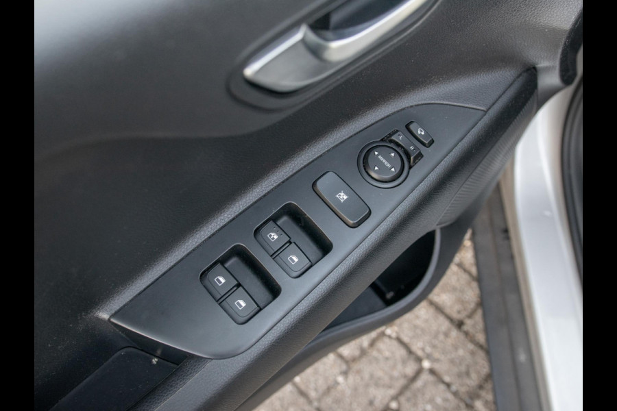 Kia Stonic 1.0 T-GDi MHEV DynamicPlusLine | Keyless entry en start | LM velgen | privacy glass