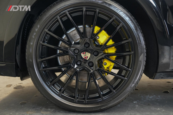 Porsche Cayenne Coupé 3.0 E-Hybrid Platinum Sport Design & Chrono | Vol Optie!