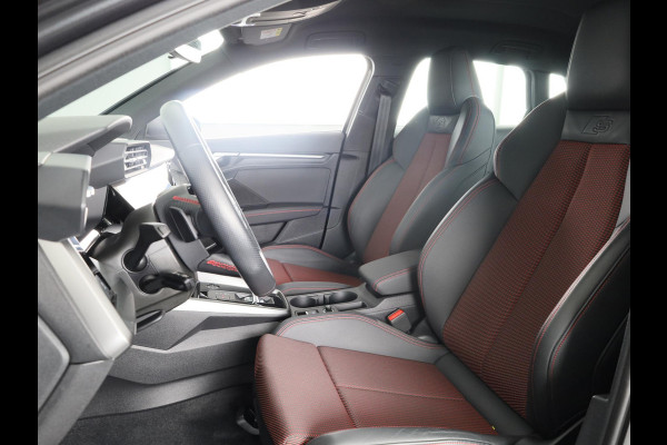 Audi A3 Sportback 30 TFSI S edition 110 pk | Navigatie | Parkeersensoren achter | Autom. airco | LED koplampen | Apple Carplay/Android Auto |