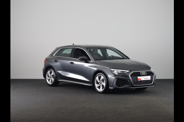 Audi A3 Sportback 30 TFSI S edition 110 pk | Navigatie | Parkeersensoren achter | Autom. airco | LED koplampen | Apple Carplay/Android Auto |
