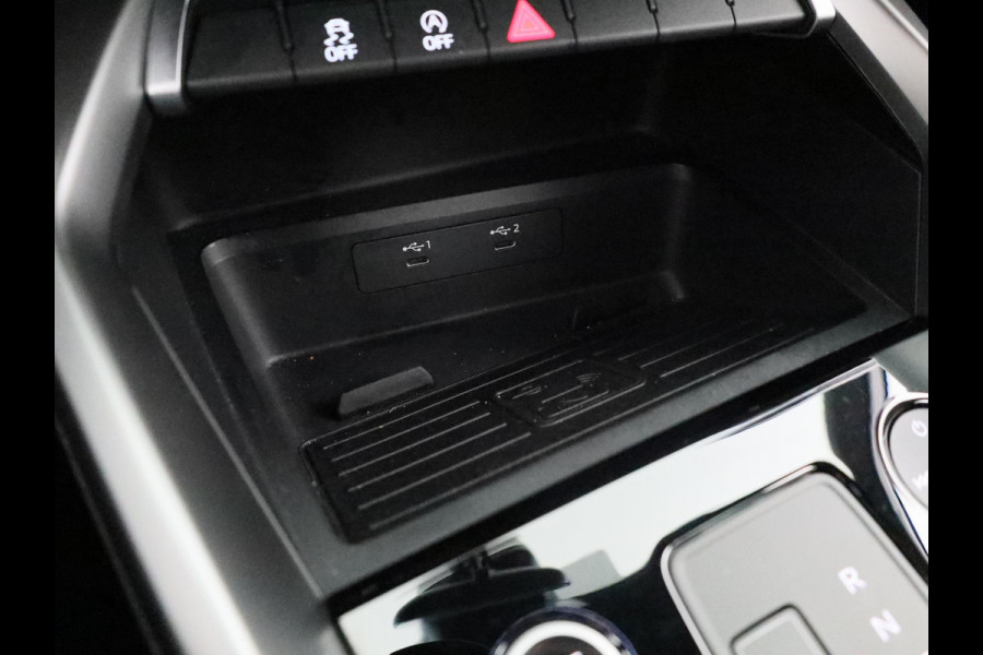 Audi A3 Sportback 30 TFSI S edition 110 pk | Navigatie | Parkeersensoren achter | Autom. airco | LED koplampen | Apple Carplay/Android Auto |