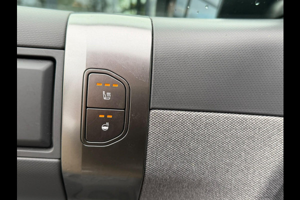 Kia EV3 Plus Advanced 58.3 kWh SOH 100% | HARMAN KARDON | DODE HOEK | ELEK. STOELEN | STOEL + STUURVERWARMING | ADAP. CRUISE | ACHTERUITRIJCAMERA | PANO | FABRIEKS GARANTIE TOT 01-2032 | NET ONDERHOUD GEHAD DIRECT LEVERBAAR |