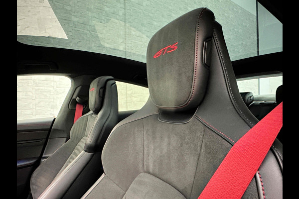 Porsche Taycan GTS 93 kWh | Luchtvering | Passagier-Display | 360 Camera | ACC | Inno-Drive | Sportstoelen | Panorama | Sport-Chrono | BOSE | Warmtepomp | Memory | Matrix-LED | 4-Zone Climate Control | Stuurverwarming | Stoelverwarming V+A | Keyless-Entry | 21 inch |