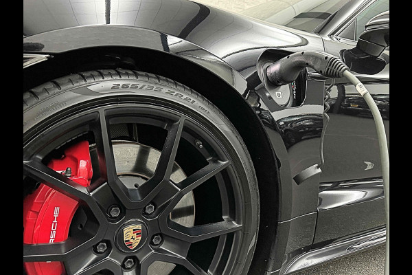 Porsche Taycan GTS 93 kWh | Luchtvering | Passagier-Display | 360 Camera | ACC | Inno-Drive | Sportstoelen | Panorama | Sport-Chrono | BOSE | Warmtepomp | Memory | Matrix-LED | 4-Zone Climate Control | Stuurverwarming | Stoelverwarming V+A | Keyless-Entry | 21 inch |