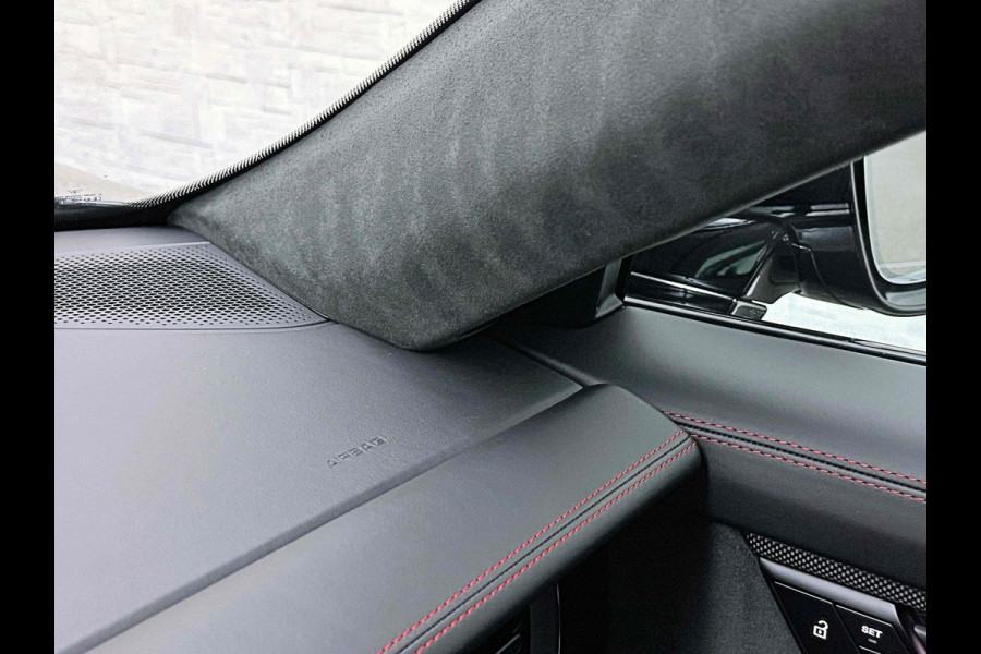Porsche Taycan GTS 93 kWh | Luchtvering | Passagier-Display | 360 Camera | ACC | Inno-Drive | Sportstoelen | Panorama | Sport-Chrono | BOSE | Warmtepomp | Memory | Matrix-LED | 4-Zone Climate Control | Stuurverwarming | Stoelverwarming V+A | Keyless-Entry | 21 inch |