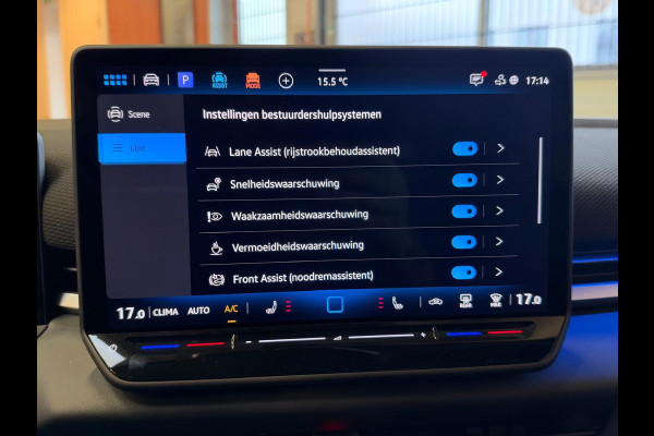 Volkswagen T-Roc 1.5 TSI R-Line Edition Apple Carplay, Adap. cruise, Stoel/stuurverwarming, Sfeerverlichting, full led