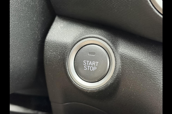 Hyundai Kona EV Fashion 64 kWh ✓2e Eigenaar✓Carplay✓Camera✓Trekhaak✓Dealer Onderhouden✓Draadloze telefoonlader✓Navi✓Keyless✓✓Rijstrooksensor✓Dodehoeksensor✓Pdc✓Lm velgen 17"✓Clima✓Cruise✓204pk✓N.A.P✓Bj 12-2020✓Apk tot 09-2028