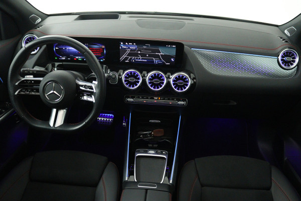 Mercedes-Benz EQA 250+ Business Solution AMG 71 kWh (PANORAMADAK, SFEERVERLICHTING, MOMERY SEATS, RONDOMZICHT CAMERA, FABRIEKSGARANTIE)