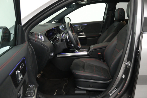 Mercedes-Benz EQA 250+ Business Solution AMG 71 kWh (PANORAMADAK, SFEERVERLICHTING, MOMERY SEATS, RONDOMZICHT CAMERA, FABRIEKSGARANTIE)