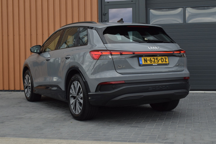 Audi Q4 e-tron 40 Launch edition 77 kWh | Wamtepomp | Pano | Camera