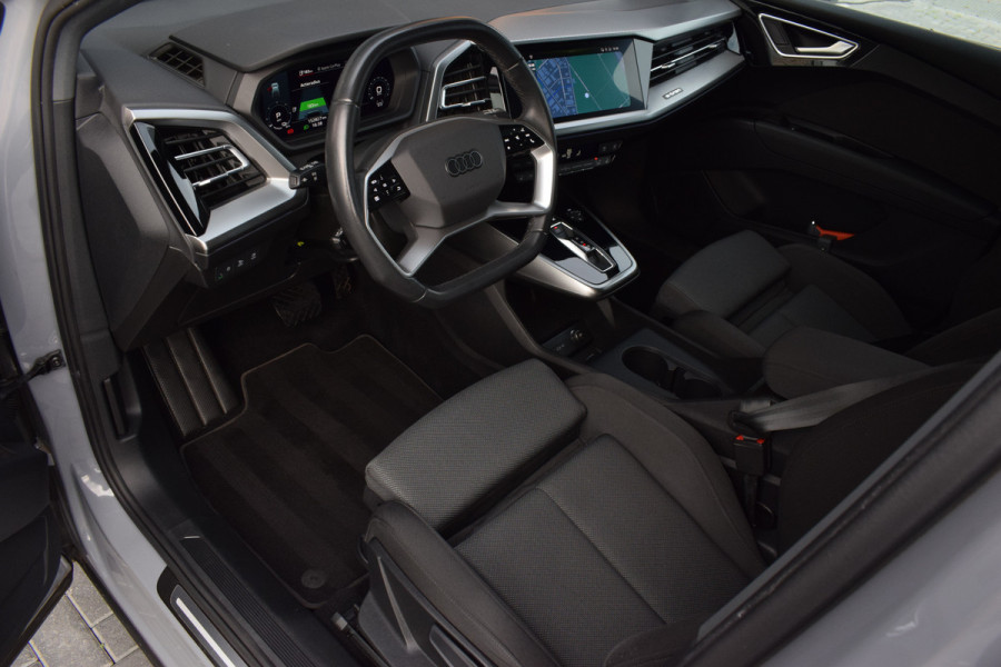 Audi Q4 e-tron 40 Launch edition 77 kWh | Wamtepomp | Pano | Camera
