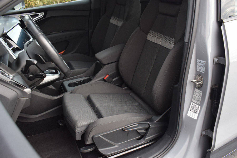 Audi Q4 e-tron 40 Launch edition 77 kWh | Wamtepomp | Pano | Camera