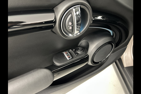 MINI Cooper 1.5 Aut. Camden Edition Leder/Sportstoelen Climate Carplay Piano-Pack