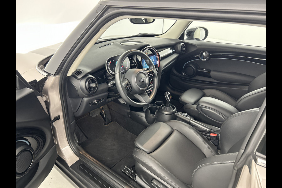 MINI Cooper 1.5 Aut. Camden Edition Leder/Sportstoelen Climate Carplay Piano-Pack