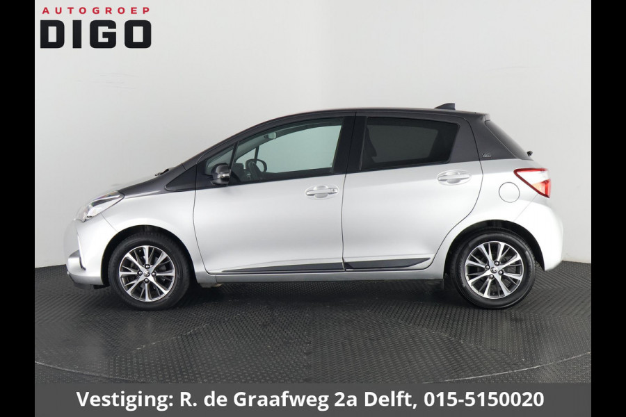 Toyota Yaris 1.0 VVT-i Y20 Bi-Tone | Garantie tot 05-2029! | Navigatie | Camera | Cruise Control | Privacy Glass