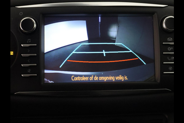 Toyota Yaris 1.0 VVT-i Y20 Bi-Tone | Garantie tot 05-2029! | Navigatie | Camera | Cruise Control | Privacy Glass