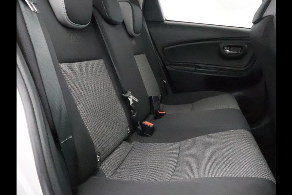 Toyota Yaris 1.0 VVT-i Y20 Bi-Tone | Garantie tot 05-2029! | Navigatie | Camera | Cruise Control | Privacy Glass