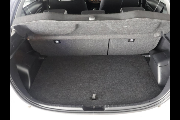 Toyota Yaris 1.0 VVT-i Y20 Bi-Tone | Garantie tot 05-2029! | Navigatie | Camera | Cruise Control | Privacy Glass