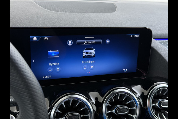 Mercedes-Benz GLA GLA 250 e AMG Line | Dodehoek Burmester Keyless Multibeam
