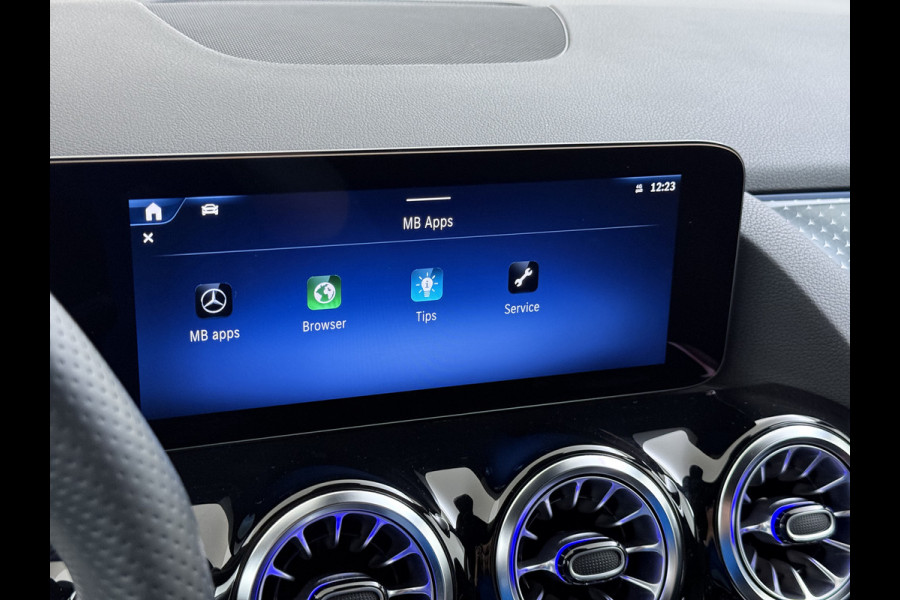 Mercedes-Benz GLA GLA 250 e AMG Line | Dodehoek Burmester Keyless Multibeam