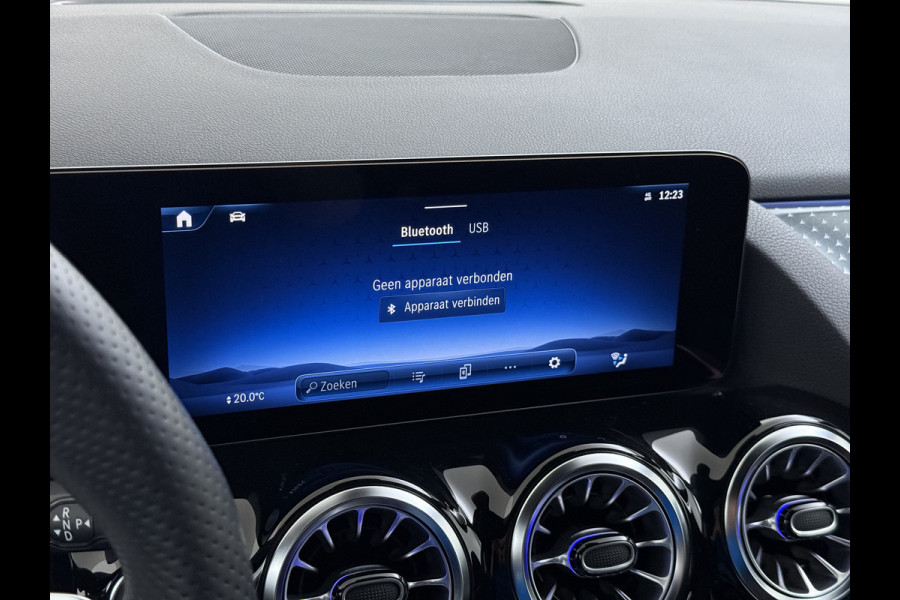 Mercedes-Benz GLA GLA 250 e AMG Line | Dodehoek Burmester Keyless Multibeam