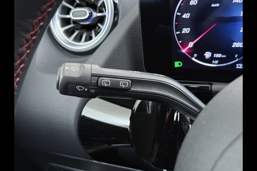 Mercedes-Benz GLA GLA 250 e AMG Line | Dodehoek Burmester Keyless Multibeam