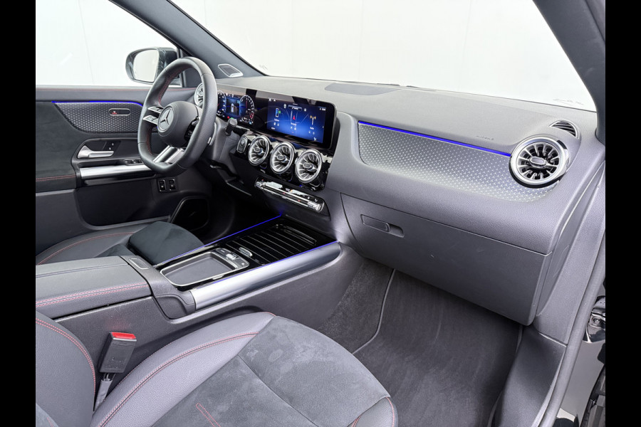 Mercedes-Benz GLA GLA 250 e AMG Line | Dodehoek Burmester Keyless Multibeam