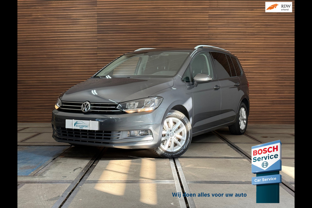 Volkswagen Touran 1.2 TSI Comfortline Business 7p | 7-Persoons | ErgoActive | Massage | ACC | Camera | Navi | CarPlay