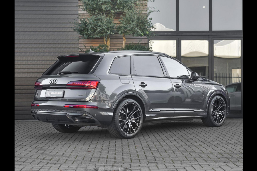 Audi Q7 55 TFSI quattro S Line 40.256 euro Ex BTW/ BPM Panoramadak ACC Leren bekleding 22 inch velgen Trekhaak