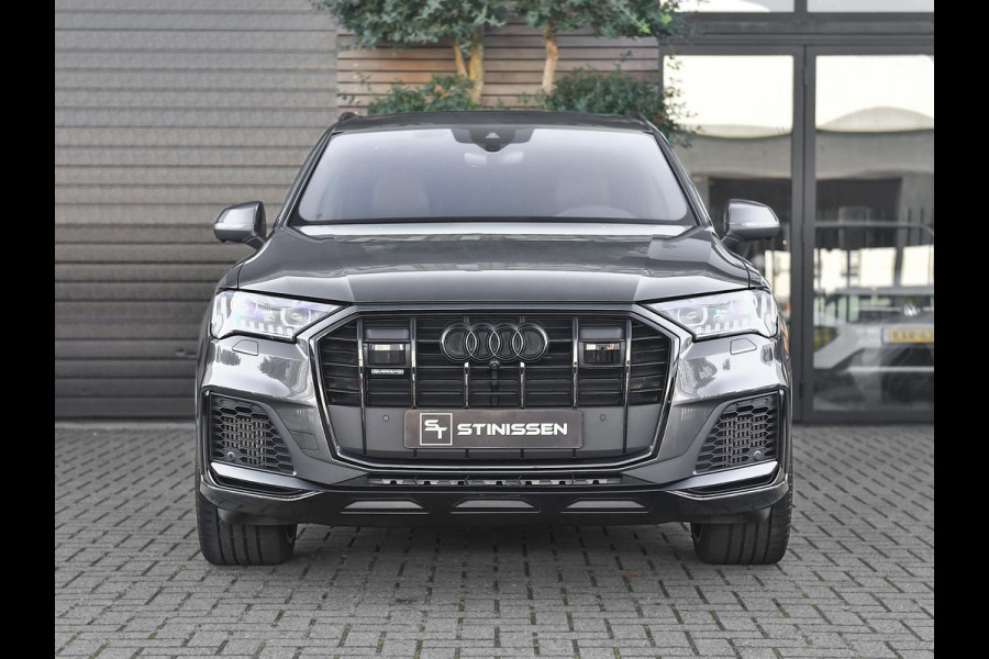 Audi Q7 55 TFSI quattro S Line 40.256 euro Ex BTW/ BPM Panoramadak ACC Leren bekleding 22 inch velgen Trekhaak