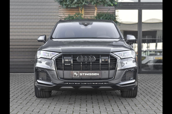 Audi Q7 55 TFSI quattro S Line 40.256 euro Ex BTW/ BPM Panoramadak ACC Leren bekleding 22 inch velgen Trekhaak