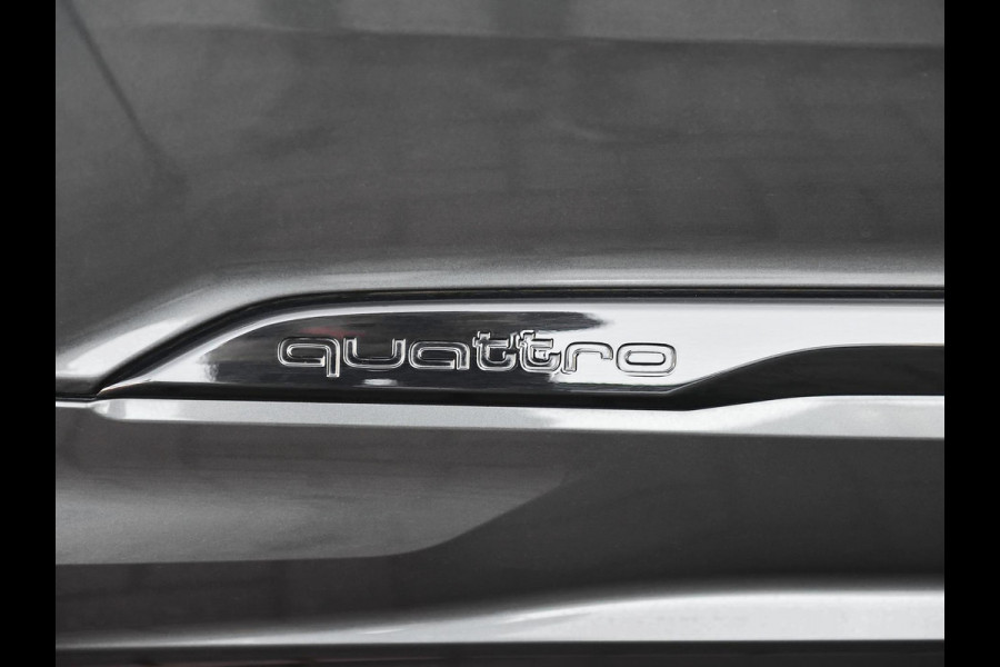 Audi Q7 55 TFSI quattro S Line 40.256 euro Ex BTW/ BPM Panoramadak ACC Leren bekleding 22 inch velgen Trekhaak
