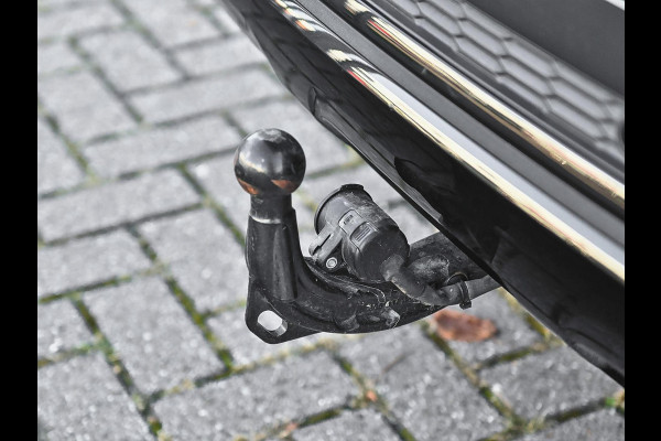 Audi Q7 55 TFSI quattro S Line 40.256 euro Ex BTW/ BPM Panoramadak ACC Leren bekleding 22 inch velgen Trekhaak