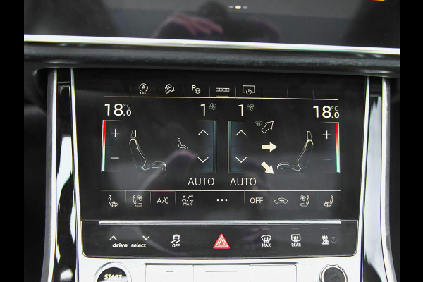 Audi Q7 55 TFSI quattro S Line 40.256 euro Ex BTW/ BPM Panoramadak ACC Leren bekleding 22 inch velgen Trekhaak