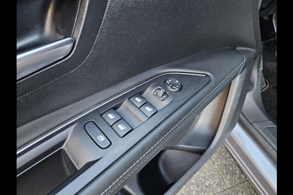 Peugeot 5008 1.2 PureTech Crossway 7-Zitplaatsen! Camera! Carplay! Airco! Navigatie! Cruise Control! Nette Auto!