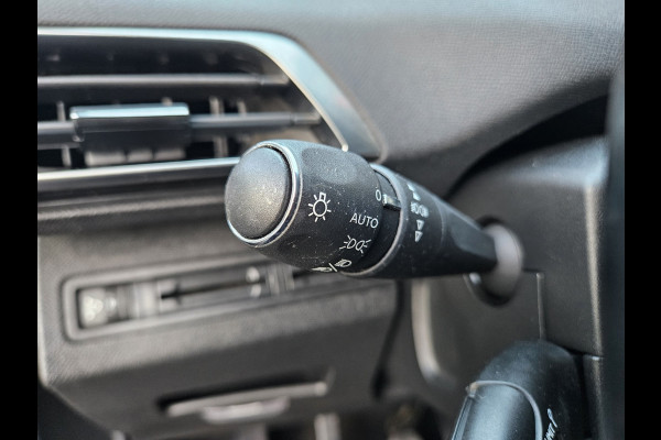 Peugeot 5008 1.2 PureTech Crossway 7-Zitplaatsen! Camera! Carplay! Airco! Navigatie! Cruise Control! Nette Auto!