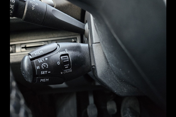 Peugeot 5008 1.2 PureTech Crossway 7-Zitplaatsen! Camera! Carplay! Airco! Navigatie! Cruise Control! Nette Auto!