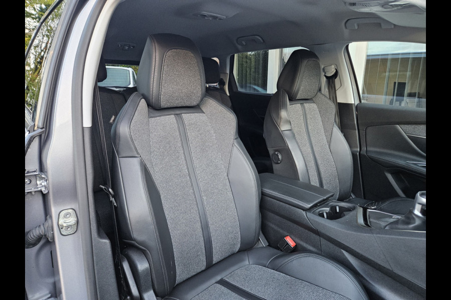 Peugeot 5008 1.2 PureTech Crossway 7-Zitplaatsen! Camera! Carplay! Airco! Navigatie! Cruise Control! Nette Auto!