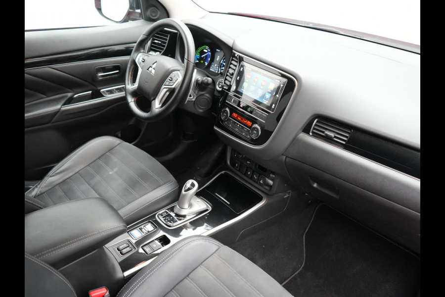 Mitsubishi Outlander 2.4 PHEV Intense 225pk Dealer O.H. | Adaptive Cruise | 360 Camera | Alcantara Sportstoelen Verwarmd | BLIS | Keyless | Stuur Verwarmd | Apple Carplay | DAB | Plug In Hybrid |