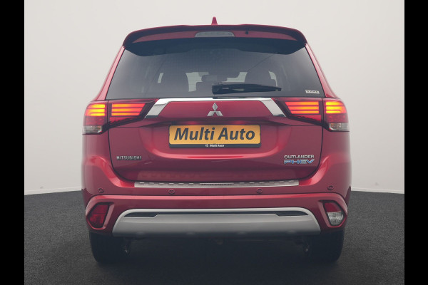Mitsubishi Outlander 2.4 PHEV Intense 225pk Dealer O.H. | Adaptive Cruise | 360 Camera | Alcantara Sportstoelen Verwarmd | BLIS | Keyless | Stuur Verwarmd | Apple Carplay | DAB | Plug In Hybrid |
