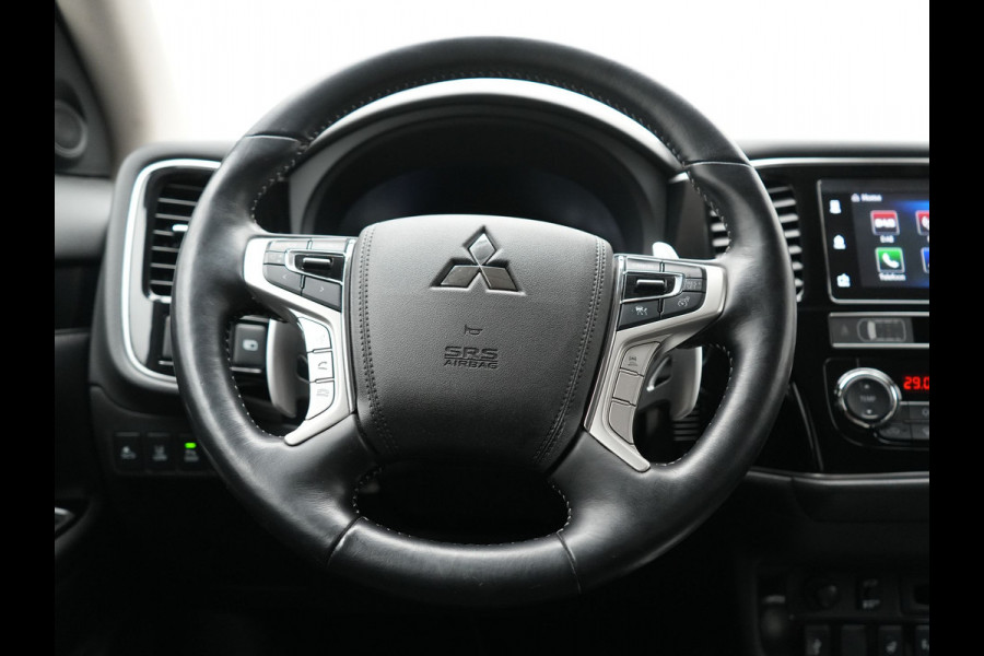 Mitsubishi Outlander 2.4 PHEV Intense 225pk Dealer O.H. | Adaptive Cruise | 360 Camera | Alcantara Sportstoelen Verwarmd | BLIS | Keyless | Stuur Verwarmd | Apple Carplay | DAB | Plug In Hybrid |