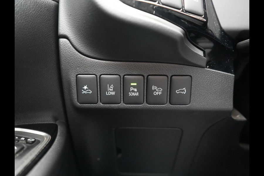 Mitsubishi Outlander 2.4 PHEV Intense 225pk Dealer O.H. | Adaptive Cruise | 360 Camera | Alcantara Sportstoelen Verwarmd | BLIS | Keyless | Stuur Verwarmd | Apple Carplay | DAB | Plug In Hybrid |